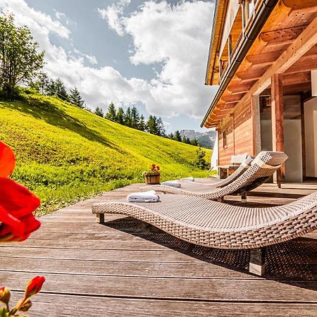 B&B - Hotel Ciasa Rue Blanch San Cassiano  Εξωτερικό φωτογραφία